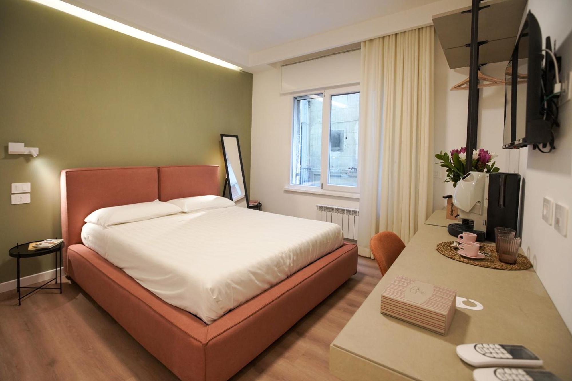 B-pizzofalcone Bed & Breakfast Naples