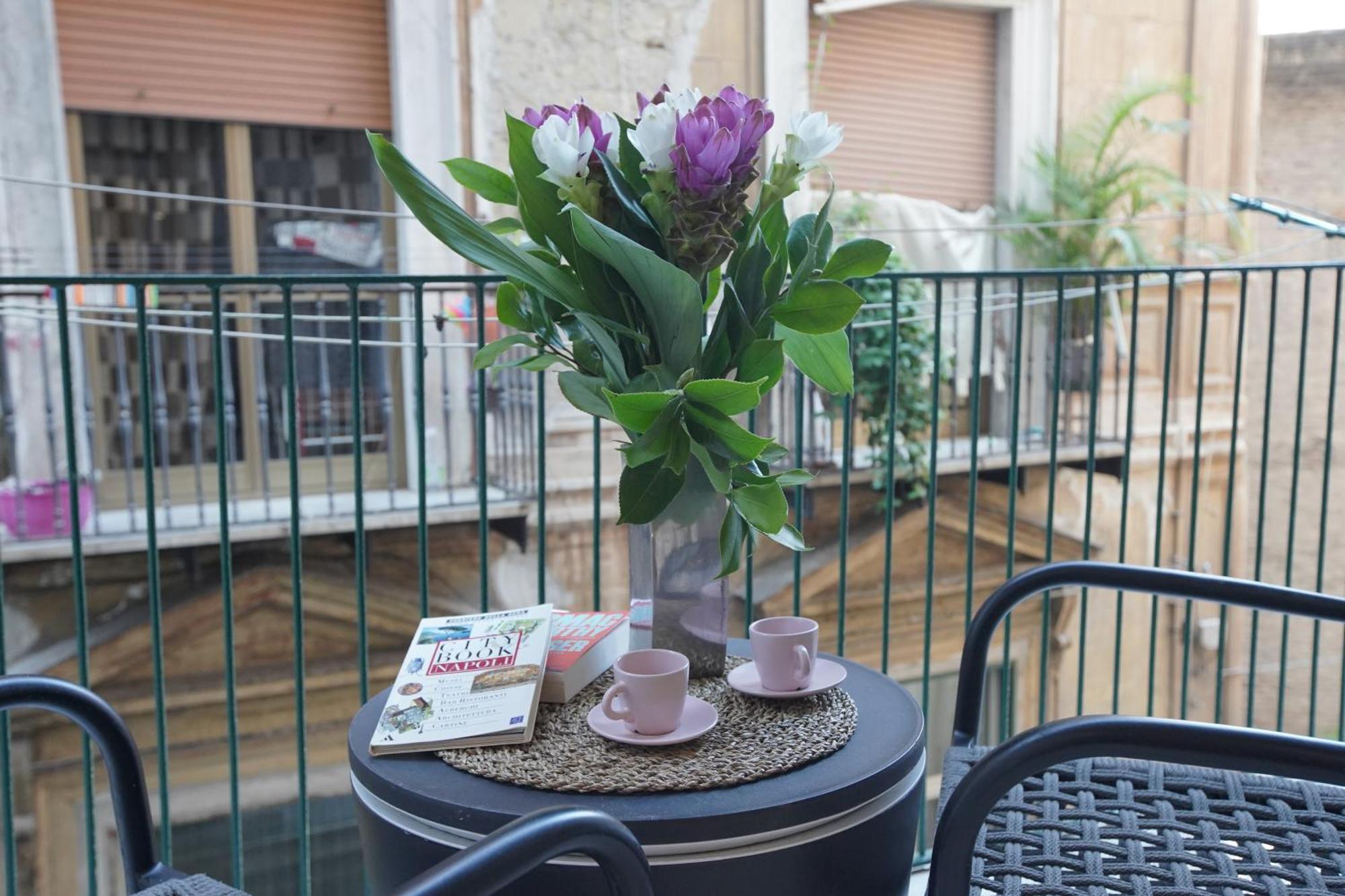 Bed & Breakfast B-pizzofalcone Naples